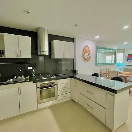 Apartamento Con Vista En El Laguito Frente A La Playa Cartagena
