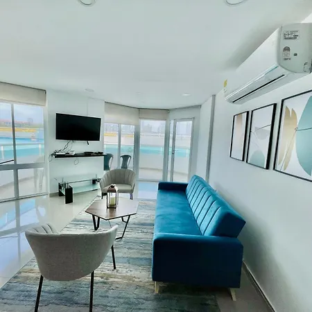 Apartamento Con Vista En El Laguito Frente A La Playa * Cartagena