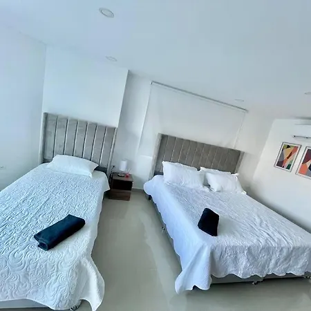 Apartamento Con Vista En El Laguito Frente A La Playa Cartagena
