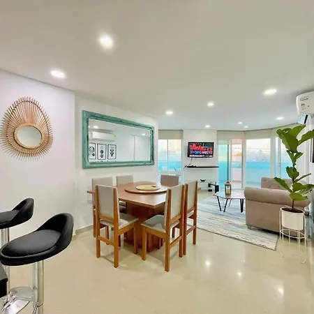 Apartamento Con Vista En El Laguito Frente A La Playa Cartagena
